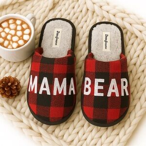Dearfoams Women's Mama Bear Buffalo Check Clog Slipper NWT